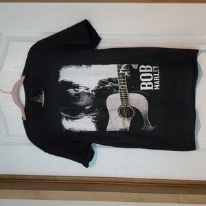 Bob Marley black and white graphic tee shirt